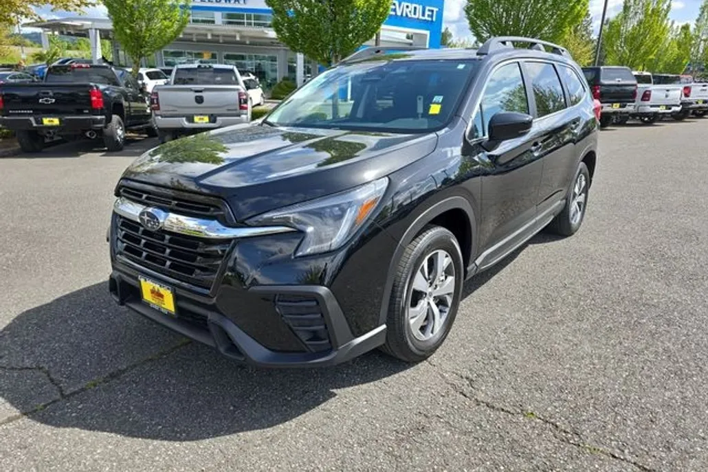 2024 Subaru Ascent Premium photo 1