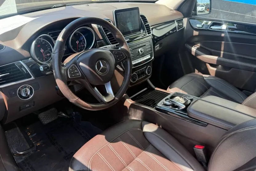 2016 Mercedes Benz GLE 350 4MATIC photo 1