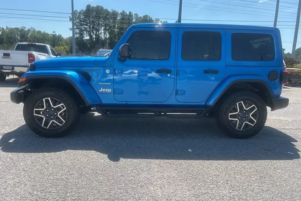 2024 Jeep Wrangler Sahara photo 1