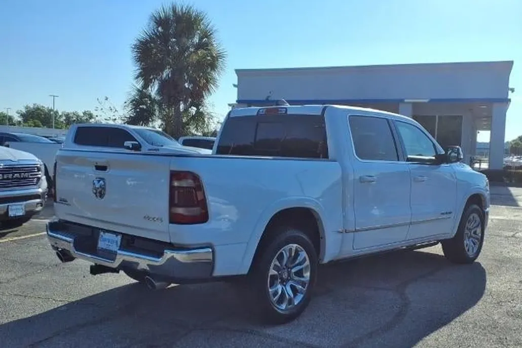 2023 Ram 1500 Limited photo 1