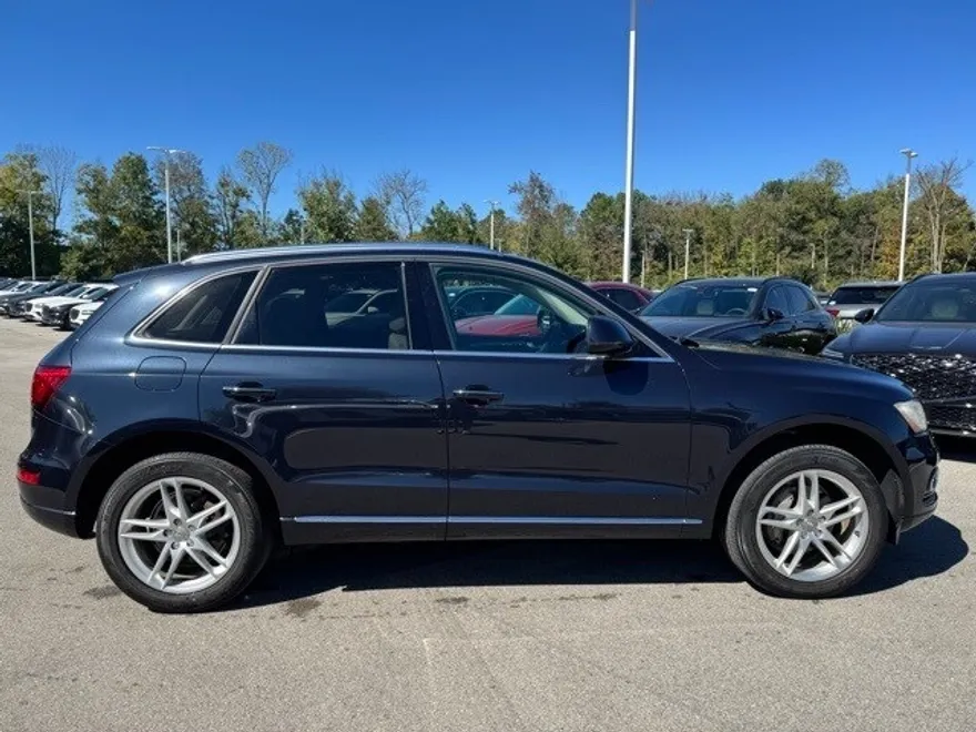 2017 Audi Q5 2.0T Premium Plus photo 1