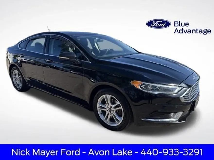 2018 Ford Fusion SE photo 1