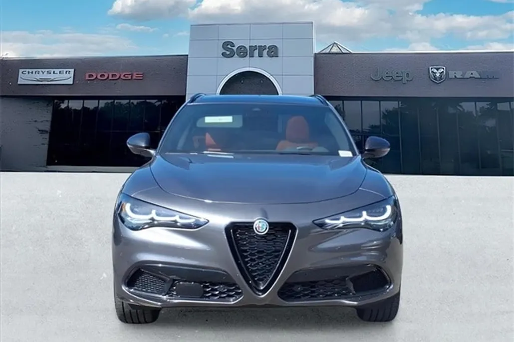 2024 Alfa Romeo Stelvio Tributo Italiano photo 1