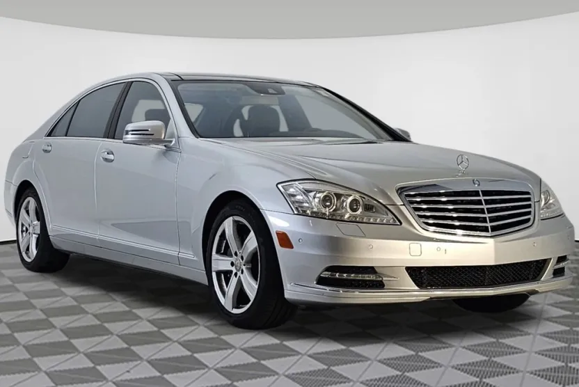 2011 Mercedes Benz S 550 4MATIC photo 1