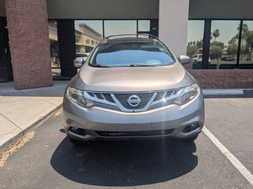 2011 Nissan Murano LE photo 1