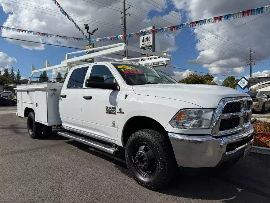 2018 Ram 3500 Tradesman photo 1