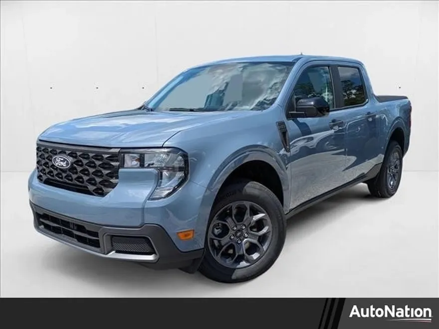 2025 Ford Maverick XLT photo 1