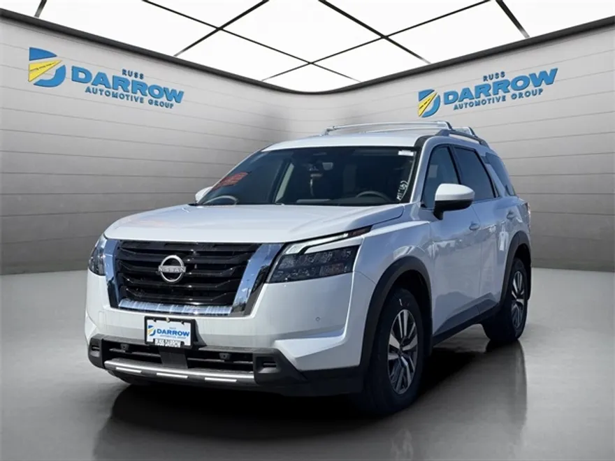 2025 Nissan Pathfinder SL photo 1