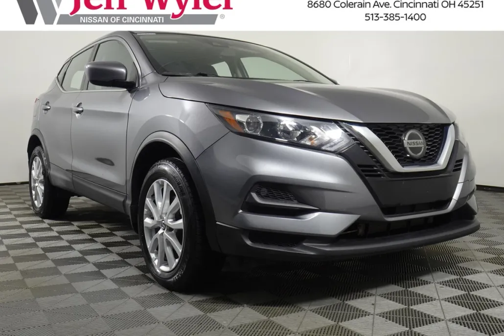 2020 Nissan Rogue Sport S photo 1
