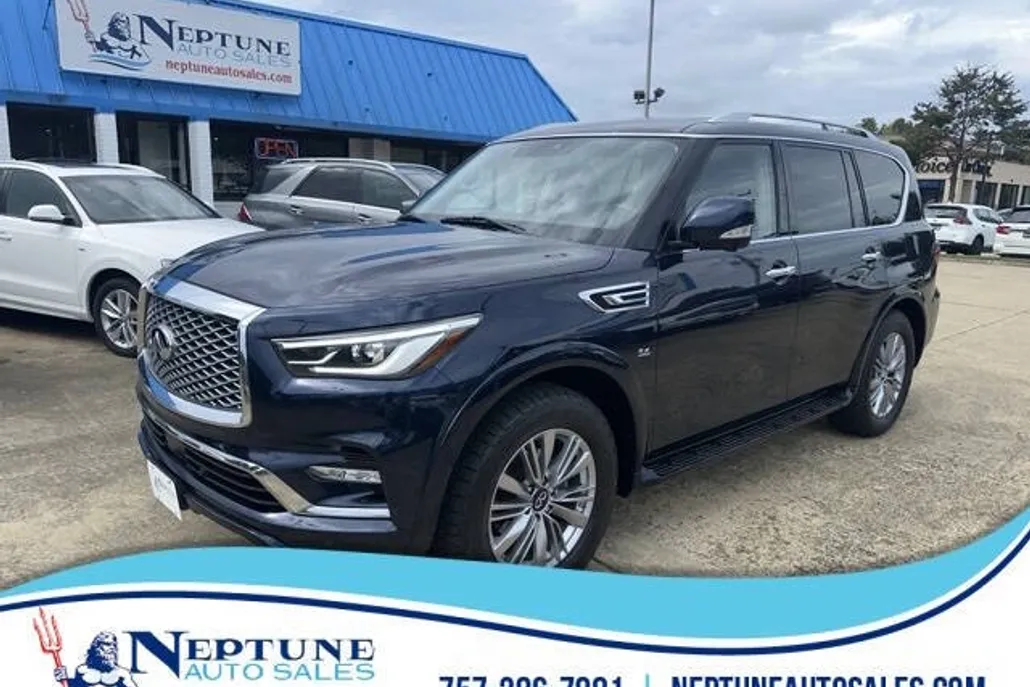 2019 Infiniti QX80 Luxe photo 1