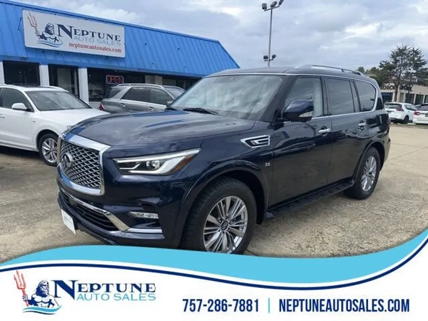 2019 Infiniti QX80 Luxe photo 1