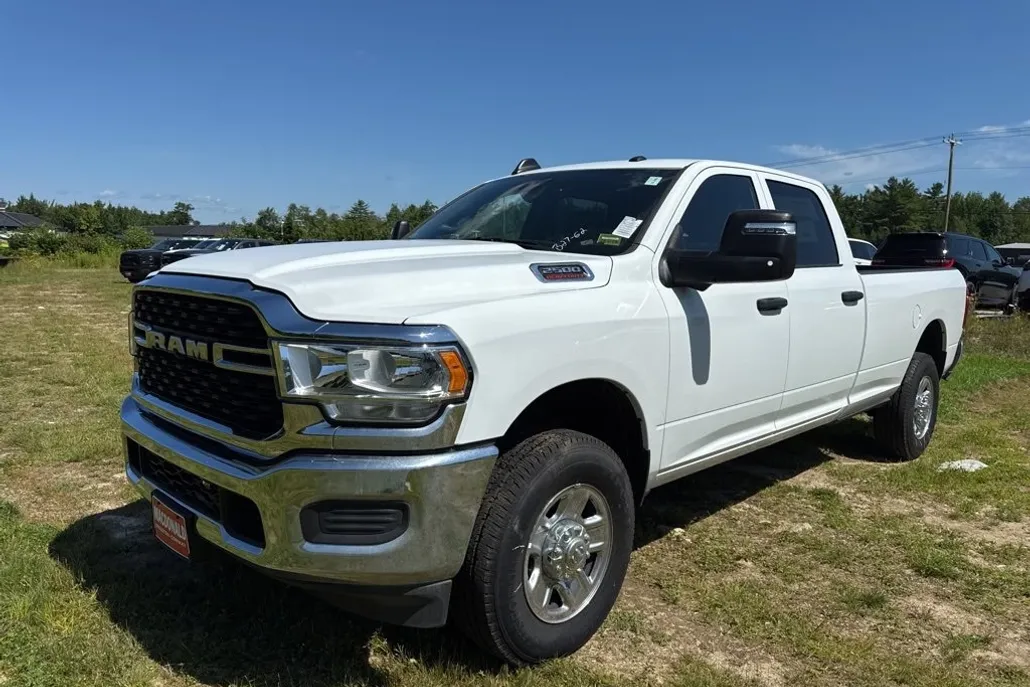 2024 Ram 2500 Tradesman photo 1