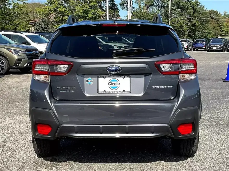 2023 Subaru Crosstrek Base photo 1