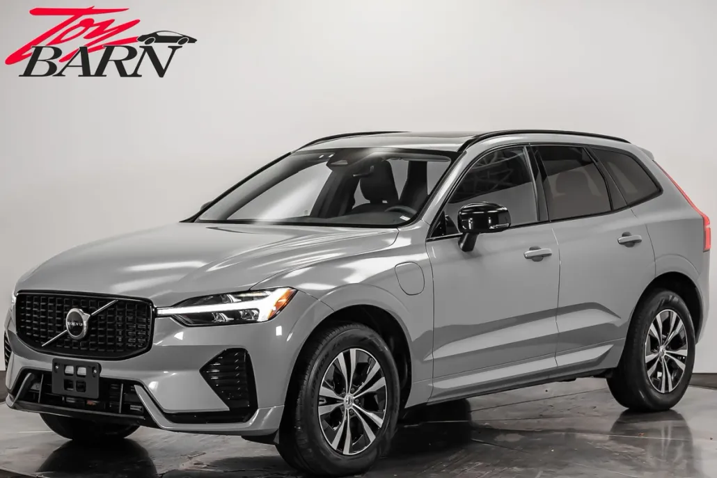 2024 Volvo XC60 Recharge Hybrid T8 Core photo 1