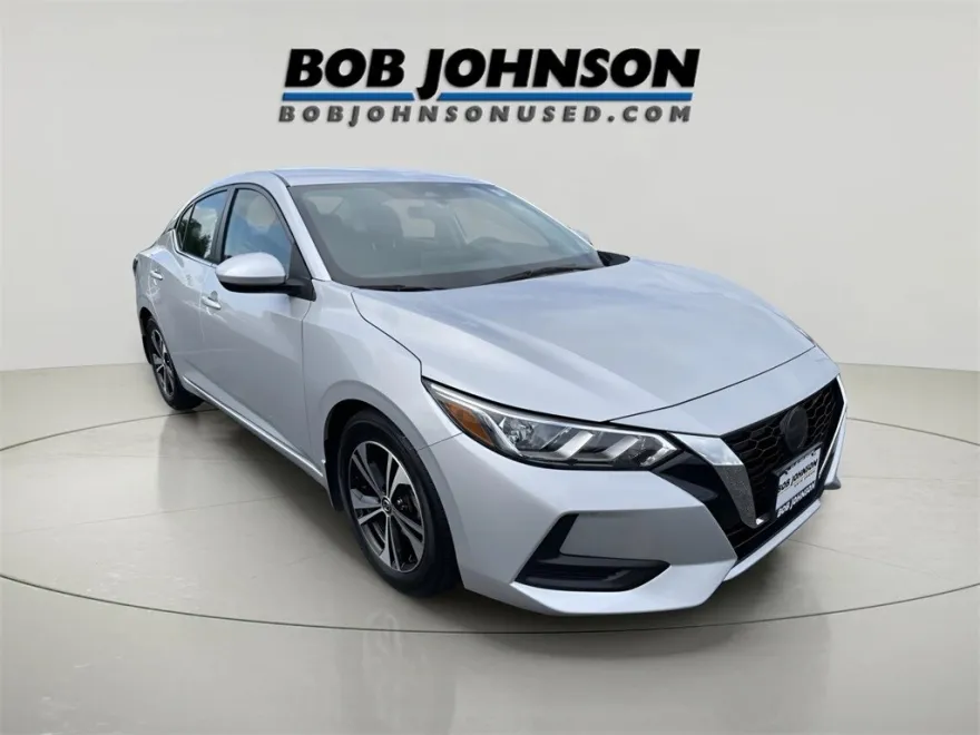 2022 Nissan Sentra SV photo 1