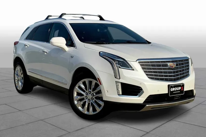 2017 Cadillac XT5 Platinum photo 1