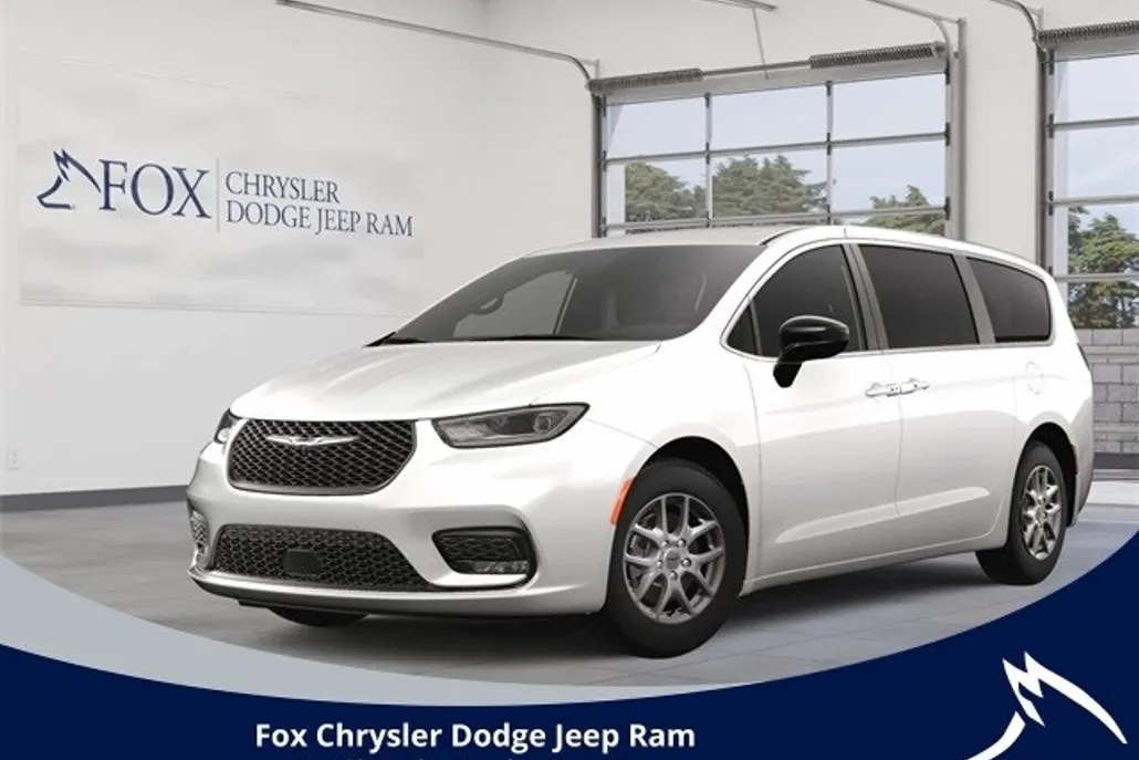 2025 Chrysler Pacifica photo 1