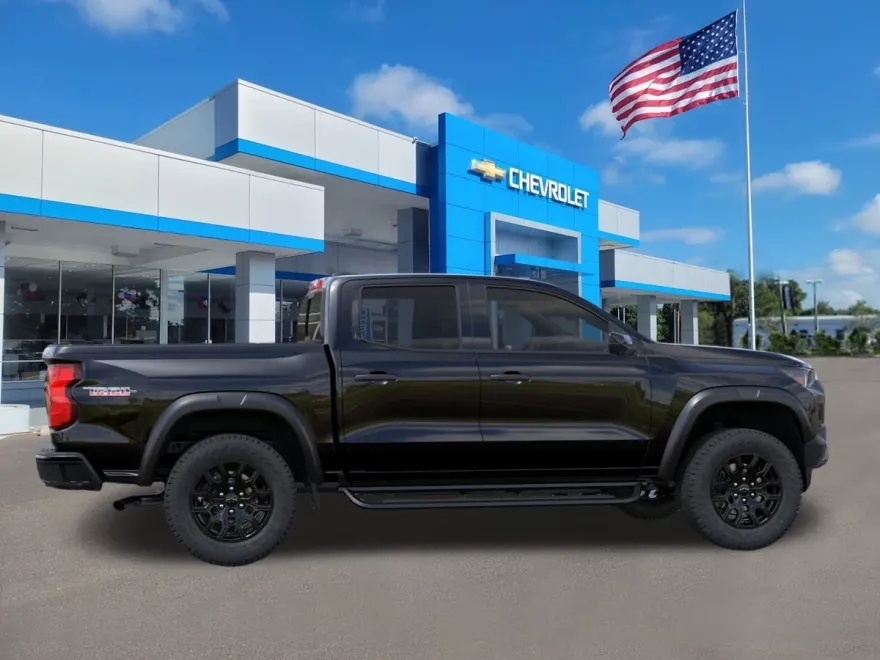 2026 Chevrolet Colorado Trail Boss photo 1