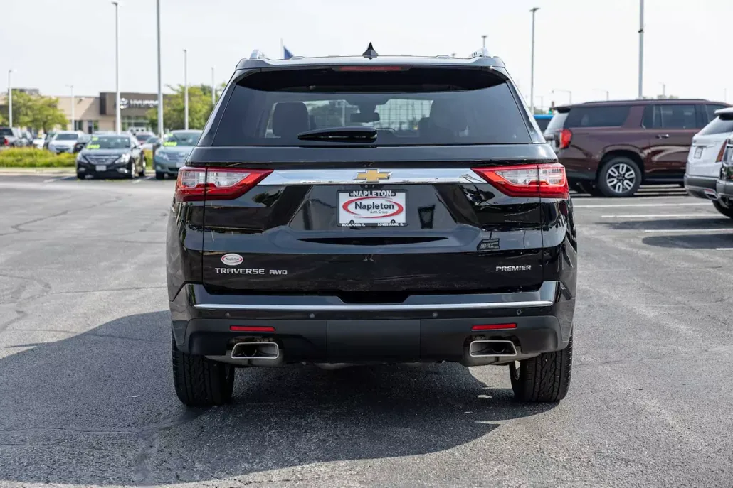 2021 Chevrolet Traverse Premier photo 1