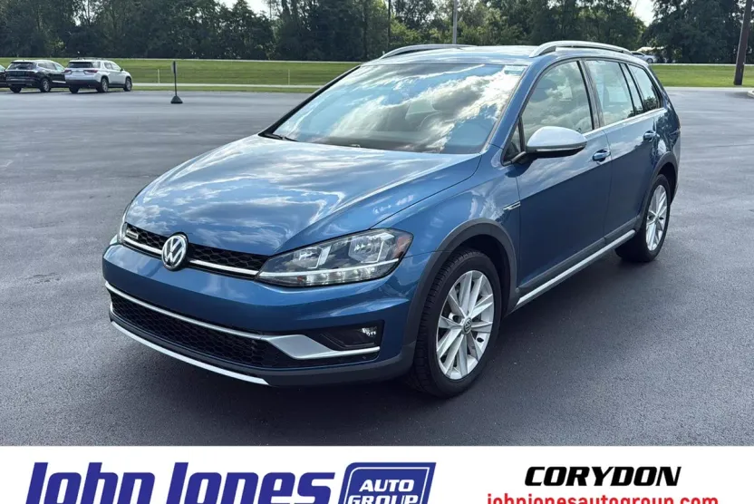 2019 Volkswagen Golf Alltrack 4Motion SEL photo 1