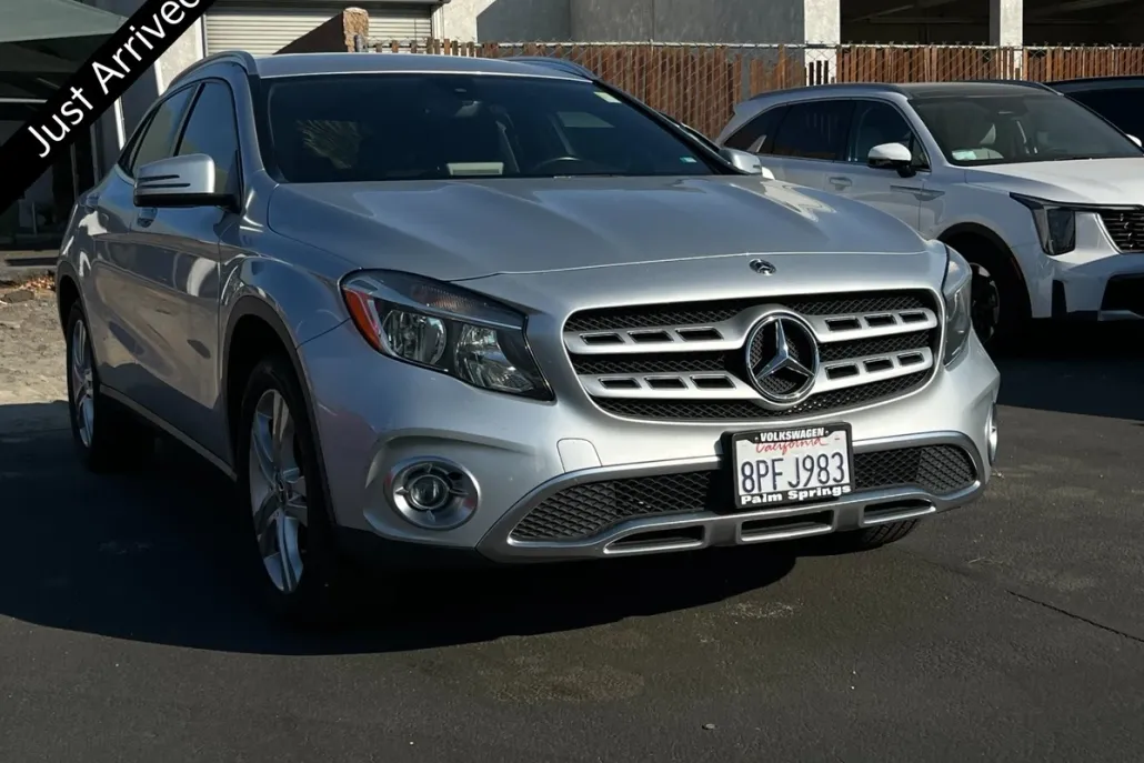2020 Mercedes Benz GLA 250 photo 1