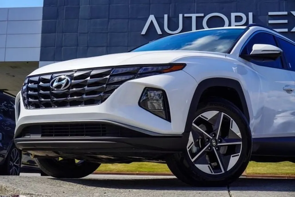 2023 Hyundai Tucson SEL photo 1