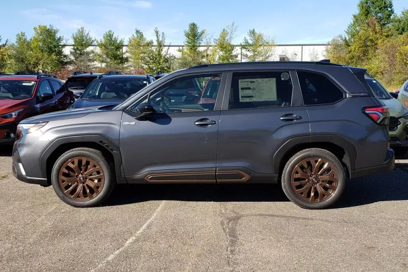 2025 Subaru Forester Sport photo 1