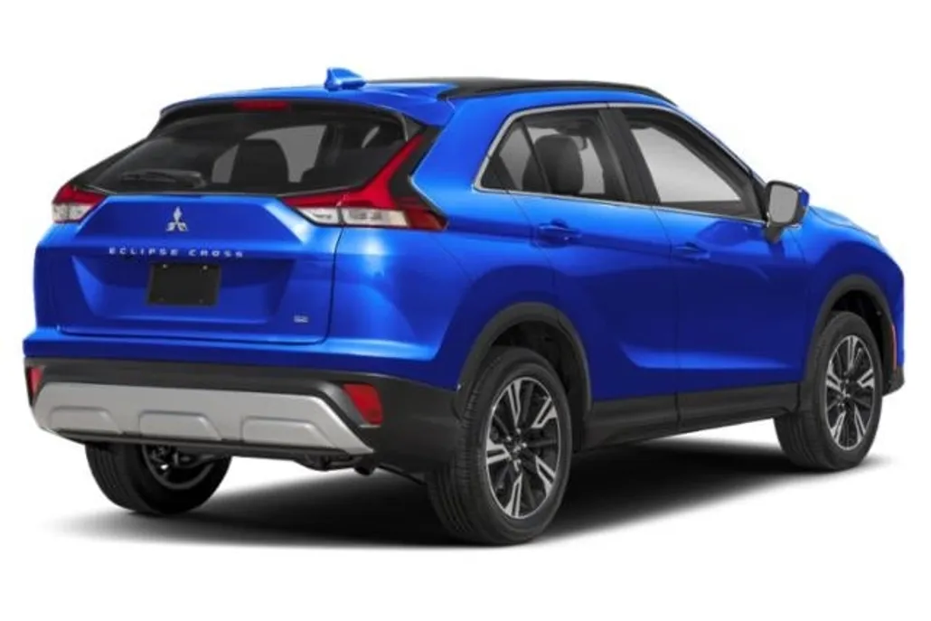 2026 Mitsubishi Eclipse Cross SE photo 1