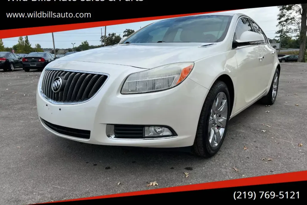 2013 Buick Regal Premium I photo 1