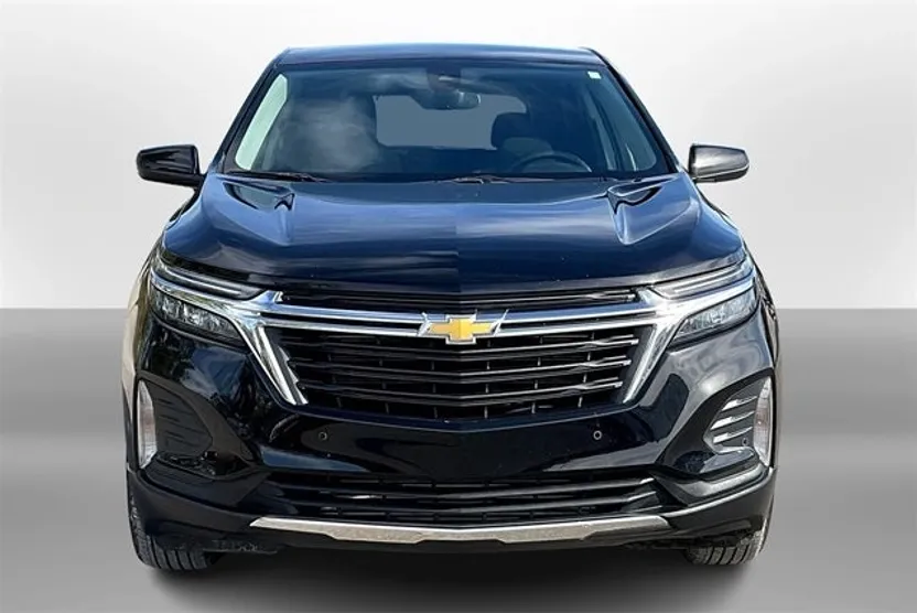 2024 Chevrolet Equinox LT photo 1