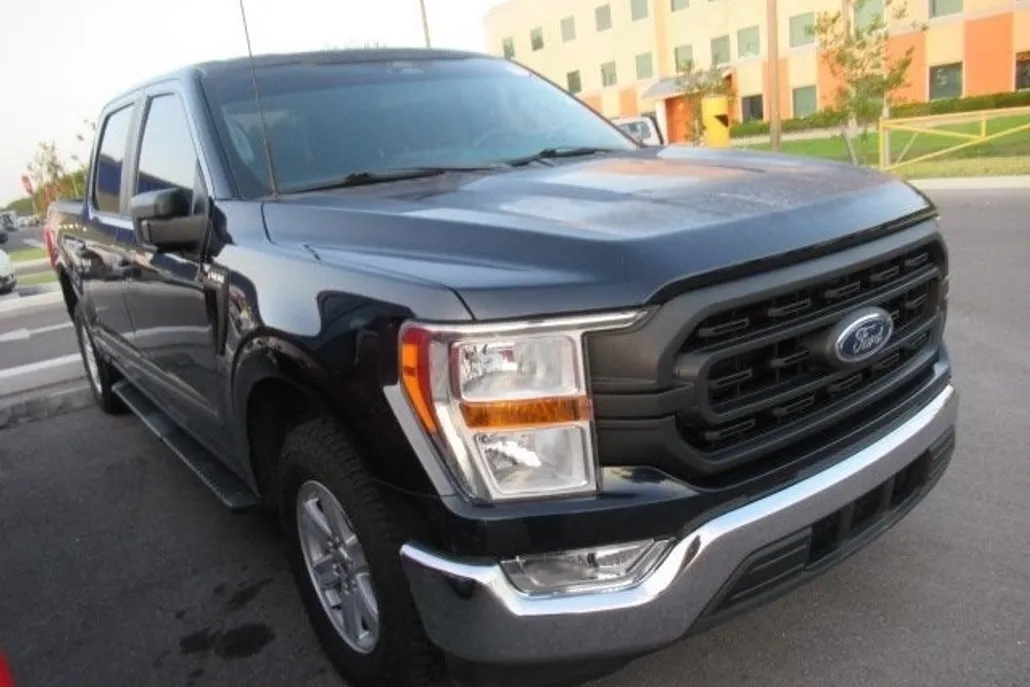 2022 Ford F-150 XL photo 1