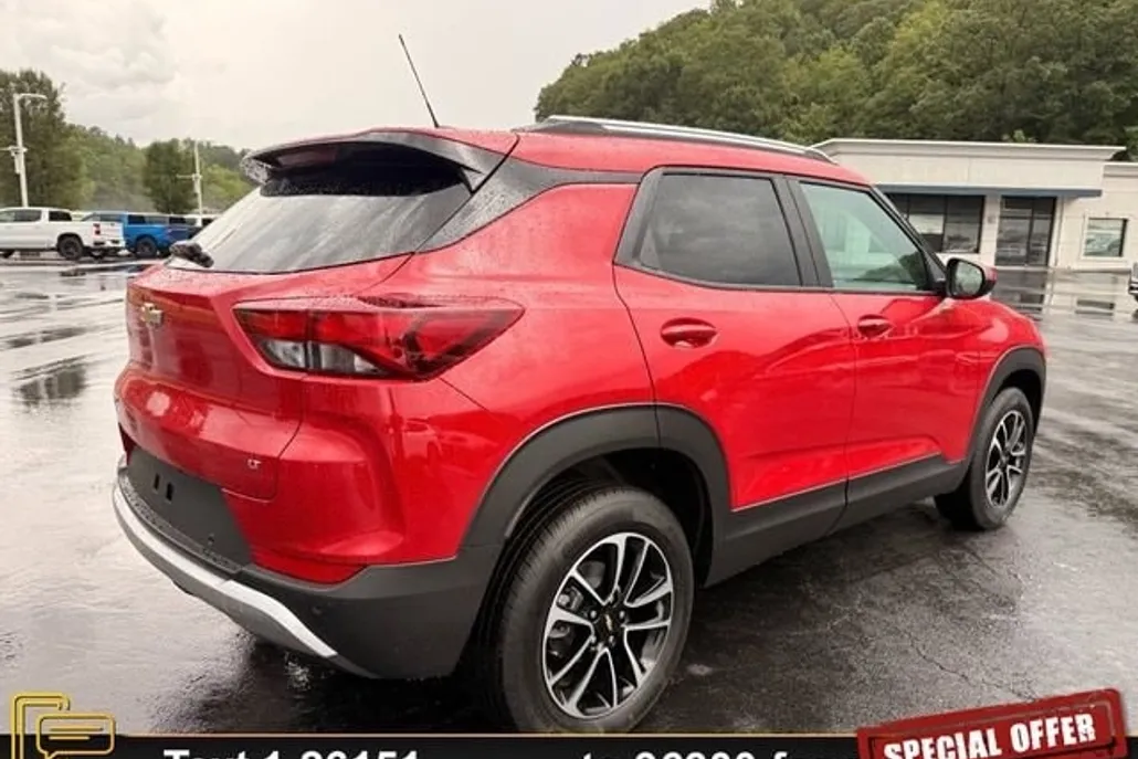 2026 Chevrolet Trailblazer LT photo 1