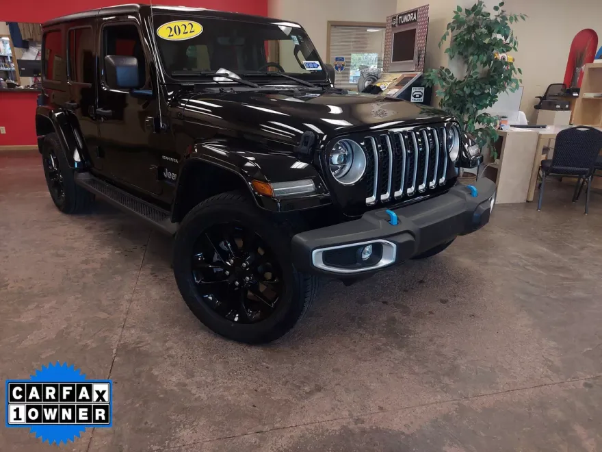2022 Jeep Wrangler Unlimited 4xe Sahara photo 1