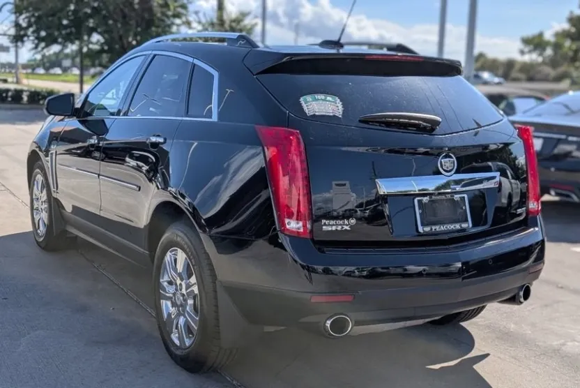 2015 Cadillac SRX Luxury photo 1