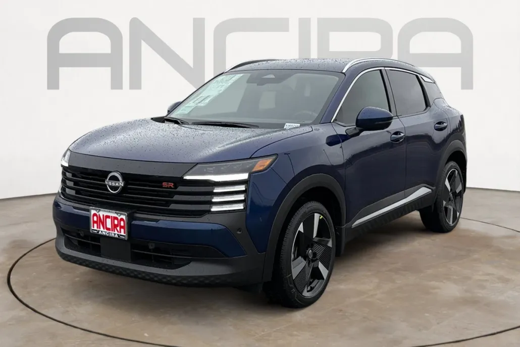 2026 Nissan Kicks SR photo 1