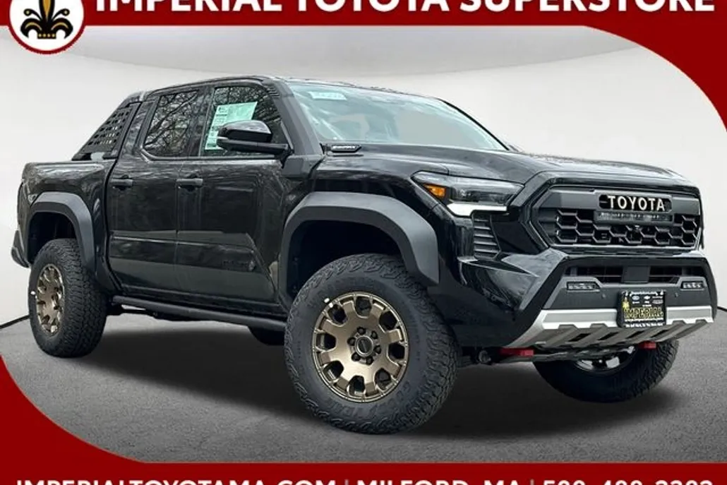 2025 Toyota Tacoma Trailhunter photo 1