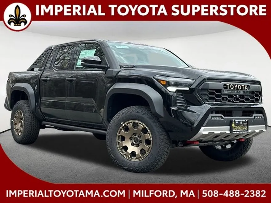 2025 Toyota Tacoma Trailhunter photo 1