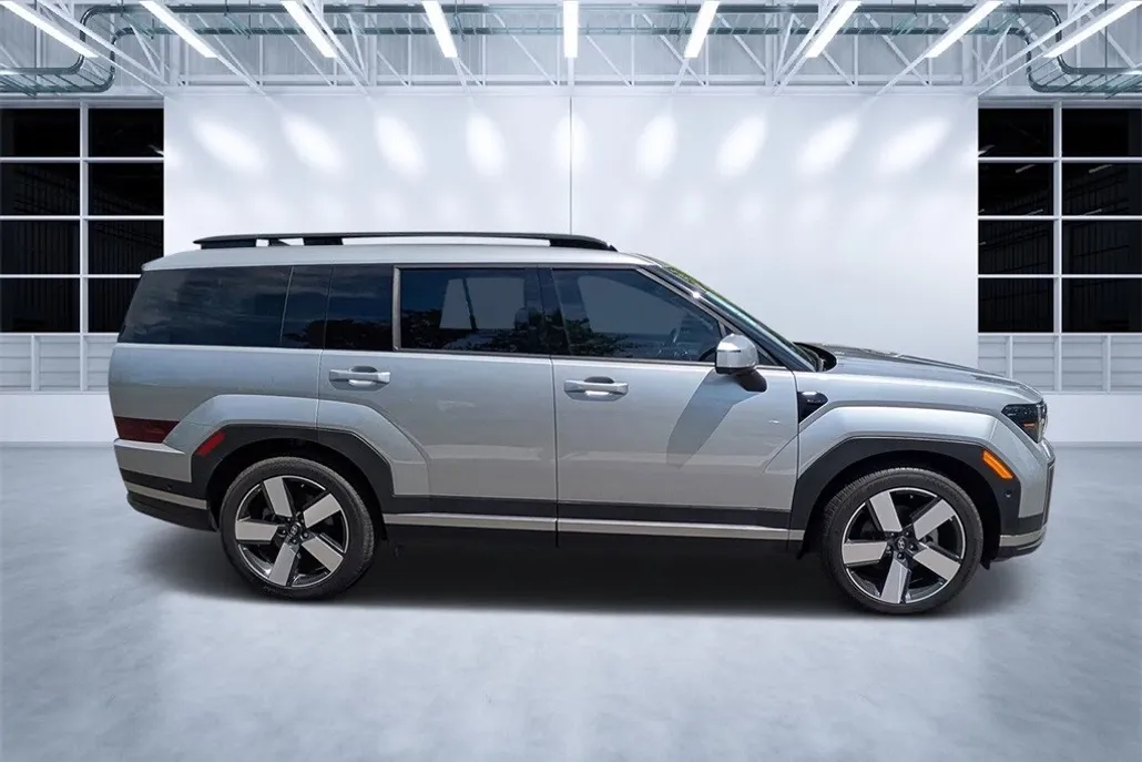 2024 Hyundai Santa Fe Limited photo 1