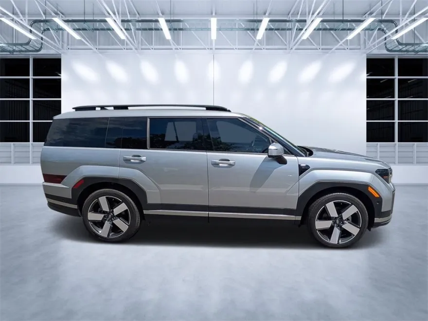 2024 Hyundai Santa Fe Limited photo 1
