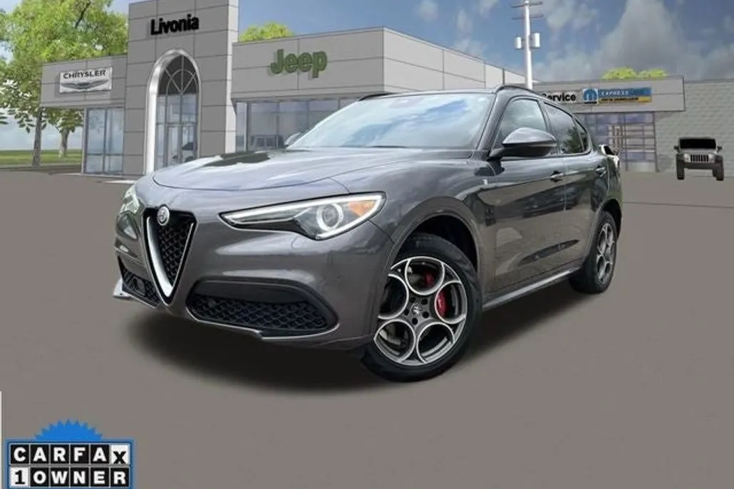 2022 Alfa Romeo Stelvio Ti photo 1