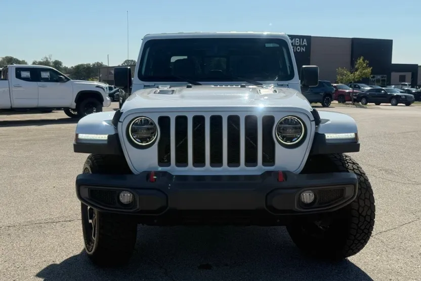 2020 Jeep Gladiator Rubicon photo 1
