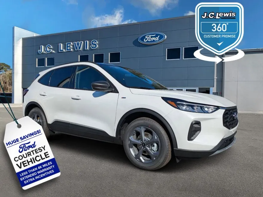 2025 Ford Escape ST-Line photo 1