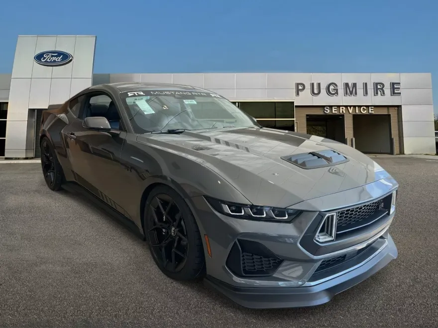 2025 Ford Mustang Premium photo 1