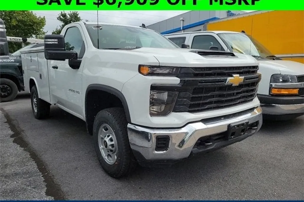 2024 Chevrolet Silverado 2500HD photo 1