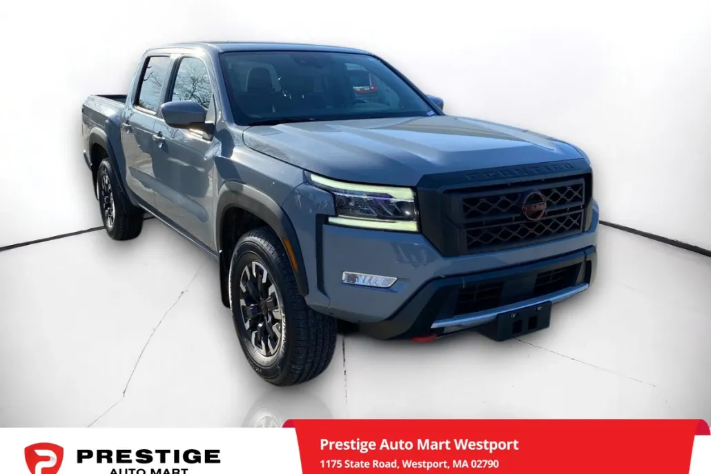 2023 Nissan Frontier PRO-4X photo 1