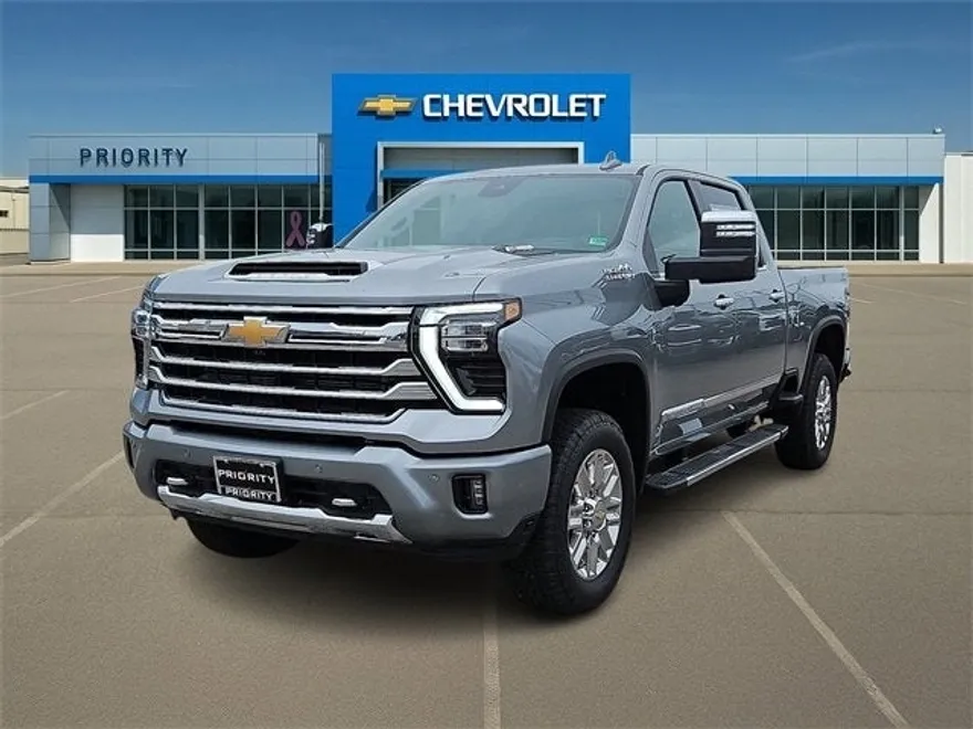 2025 Chevrolet Silverado 2500HD High Country photo 1