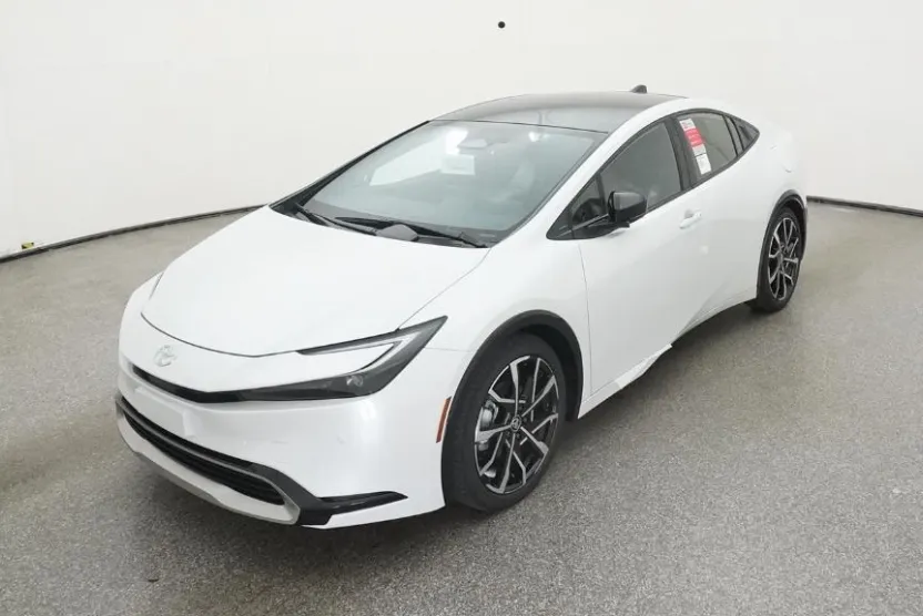 2026 Toyota Prius Plug-in Hybrid XSE Premium photo 1