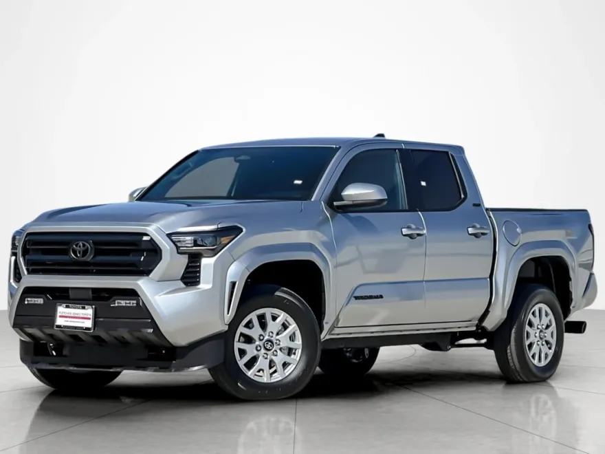 2025 Toyota Tacoma SR5 photo 1