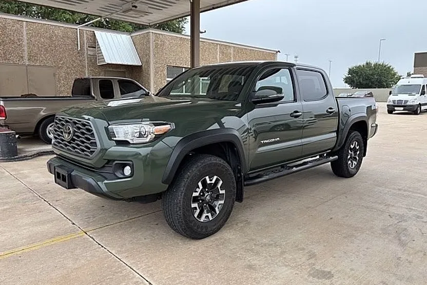 2022 Toyota Tacoma TRD Double Cab photo 1