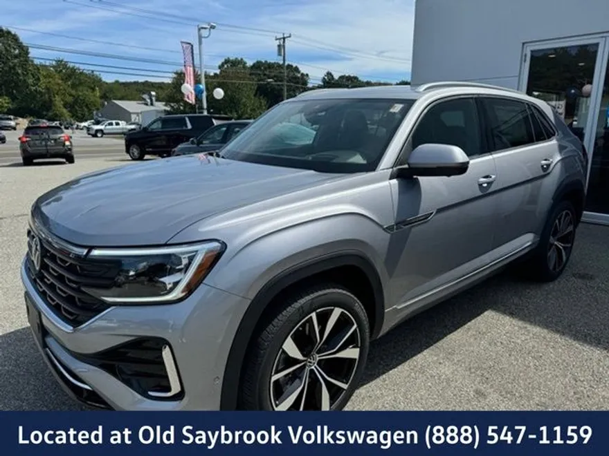 2024 Volkswagen Atlas Cross Sport SEL Premium R-Line photo 1
